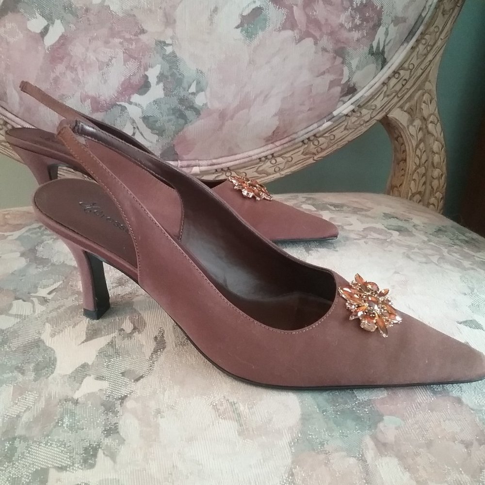 Dress Barn Iris Slingback Brown Dressy Shoes with Jewel Ornament Size 8.5